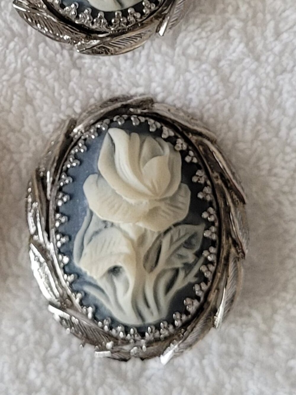 Whiting & Davis Floral Cameo Earrings - Picture 3 of 4